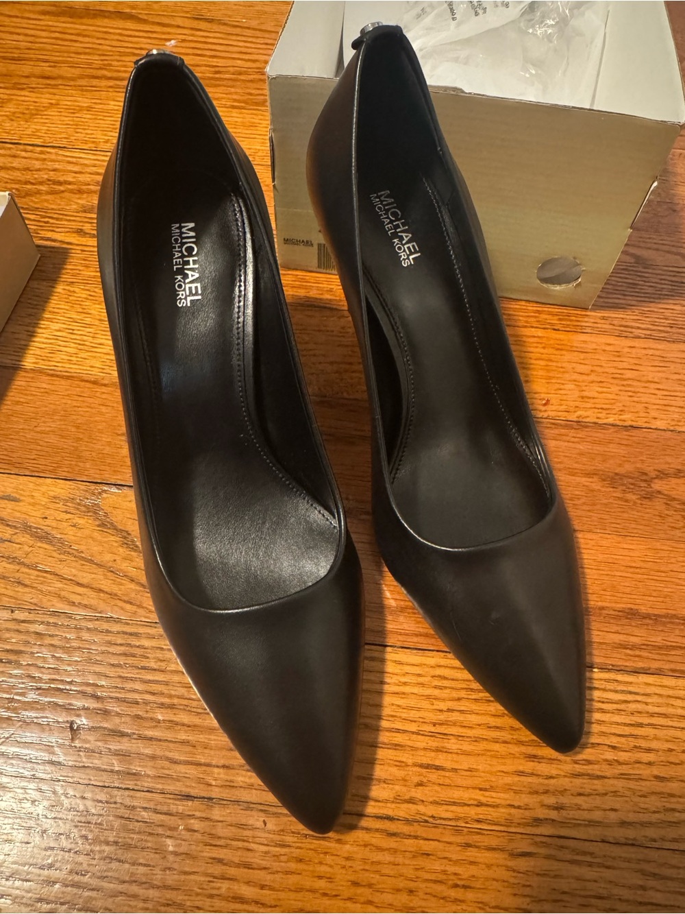 Brand New Michael Kors Pumps